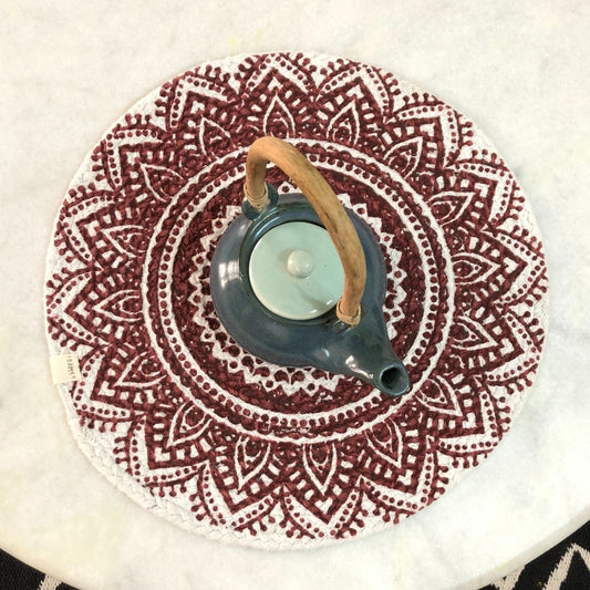 JASMEY HOMES Two-Sided Cotton Tablemats/Placemats Heat Resistant Dining Table Place Mats for Kitchen Coffee Table Wedding Party (14.12 inches / 36 cm Round) Maroon, Set of 2 - jasmeyhomes