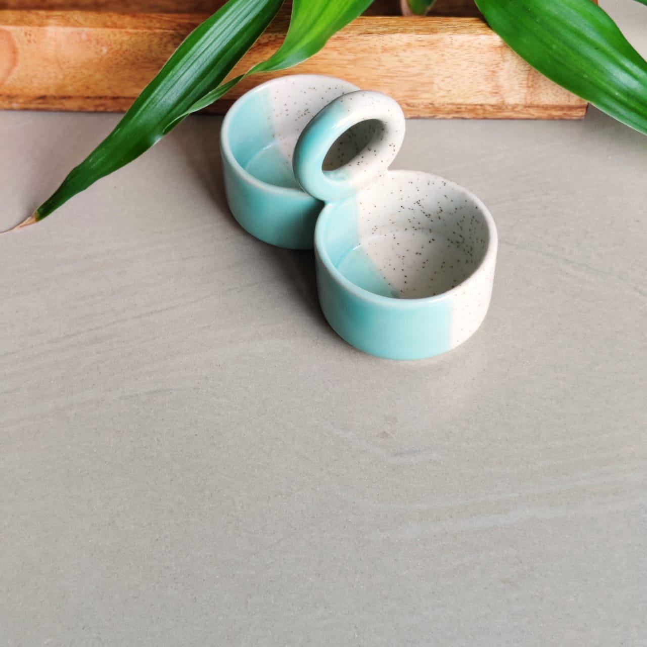 Dual Locked Ceramic Dip Bowls - jasmeyhomes