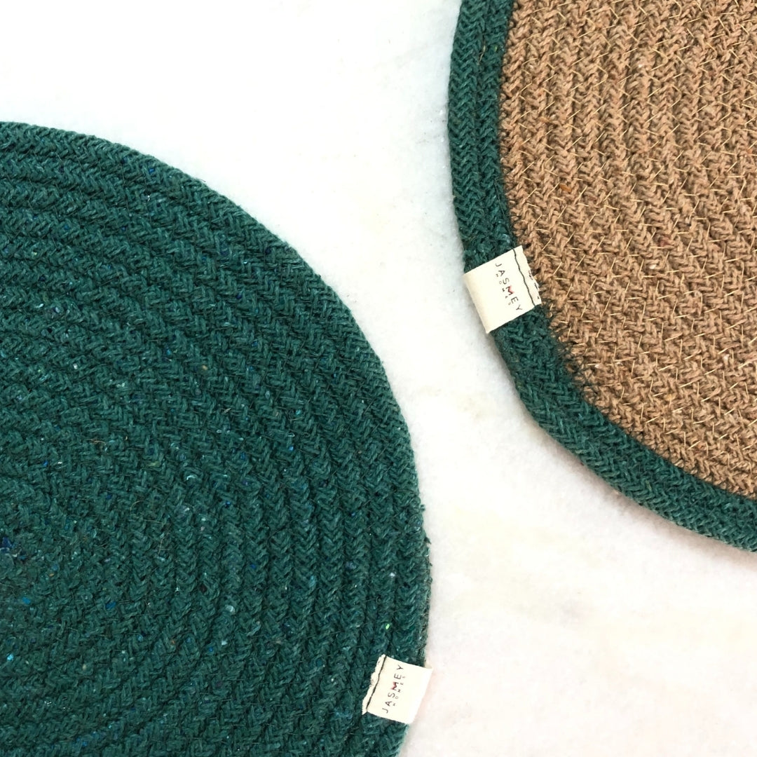 JASMEY HOMES Two-Sided Cotton Tablemats/Placemats Heat Resistant Dining Table Place Mats for Kitchen Coffee Table Wedding Party (12 inches / 30 cm cm Round) Teal, Set of 2 - jasmeyhomes