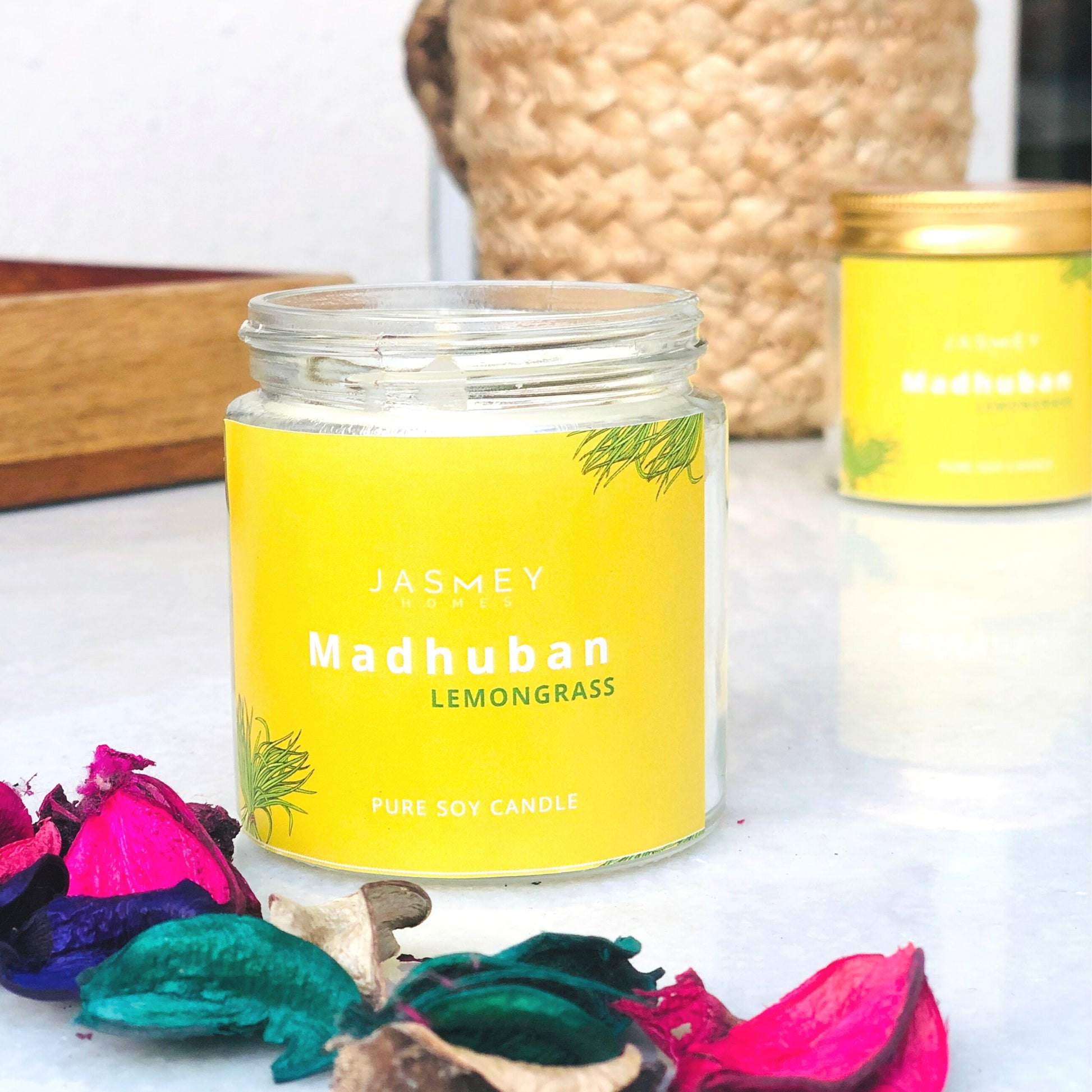 JASMEY HOMES | LEMON GRASS  SCENTED CANDLE - PURE SOY - jasmeyhomes