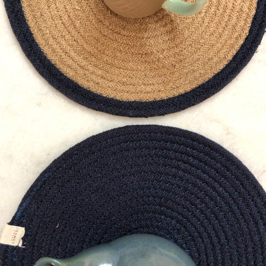 JASMEY HOMES Two-Sided Cotton Tablemats/Placemats Heat Resistant Dining Table Place Mats for Kitchen Coffee Table Wedding Party (12 inches / 30 cm Round) Blue, Set of 2 - jasmeyhomes