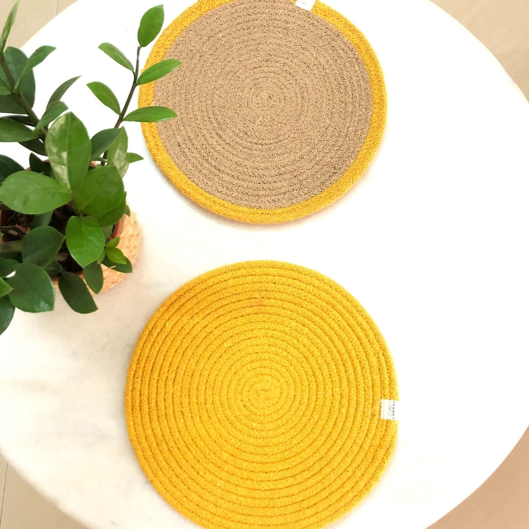 JASMEY HOMES Two-Sided Cotton Tablemats/Placemats Heat Resistant Dining Table Place Mats for Kitchen Coffee Table Wedding Party (12 inches / 30 cm Round) Yellow, Set of 2 - jasmeyhomes